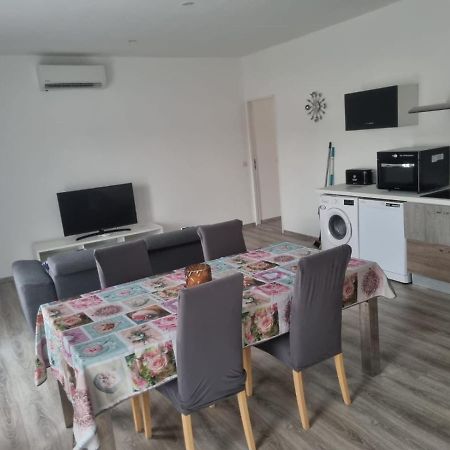 Appartement Sejour , Cure Cransac Au 1Er Etage 2 Nuits Minimum Eksteriør bilde